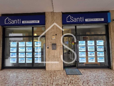 Foto Locale commerciale a Casalecchio di Reno Talon, Croce di 40 m²