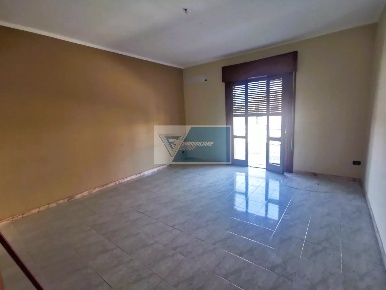 Foto Appartamento in Ronco Giovanni Baietti, Noto Centro con 6 locali