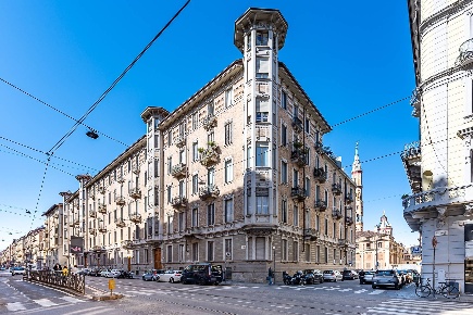 Foto Appartamento in Via Cibrario 28, Torino San Donato di 106 m²