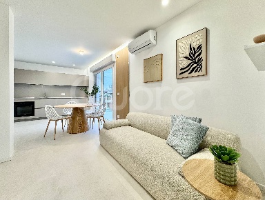 Foto Appartamento in via Cimarosa 3, Lignano Sabbiadoro Centro di 68 m²