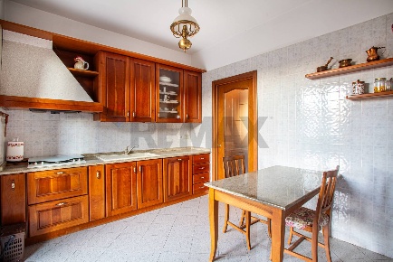 Foto Stanza in VIA ADAMI 8, Milano Famagosta di 26 m² con 1 locali