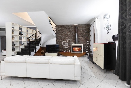 Foto Villa unifamiliare in Via degli Oleandri, Vitorchiano Paparano