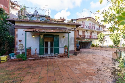 Foto Villa unifamiliare in via America 11, Gravina di Catania di 230 m²