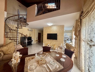 Foto Appartamento a Alessandria Casalbagliano di 140 m² con 5 locali