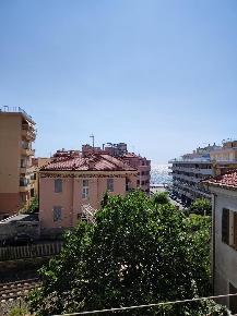 Foto Appartamento in Via Aurelia 191, Loano Centro di 85 m² con 4 locali