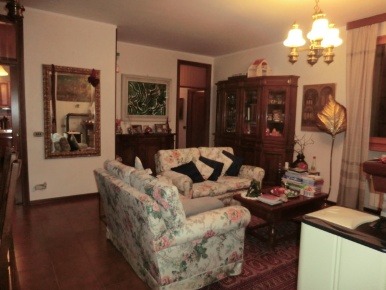 Foto Appartamento in Piazza torquato tasso 6, Serramazzoni di 110 m²