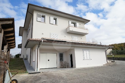 Foto Appartamento in Pieve di Compresseto, Gualdo Tadino di 40 m²