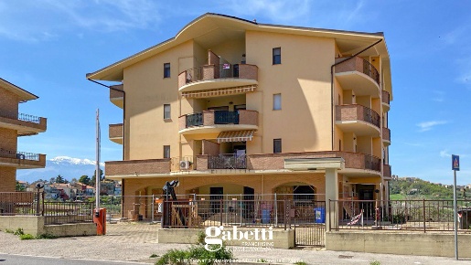 Foto Attico in Via San Rocco 77, Castel Frentano di 116 m² con 4 locali