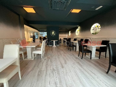 Foto Ristorante in Viale Dante 134, Cassino Centro di 120 m² con 3 locali