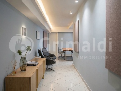 Foto Negozio a Padova Savonarola - Ponte Molino di 135 m² con 4 locali