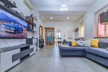 Foto Appartamento in via Lucania, Cesano Maderno di 115 m² con 3 locali