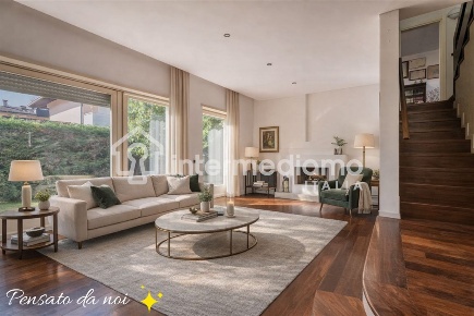 Foto Villa unifamiliare a Arco di 226 m² con 4 locali in vendita