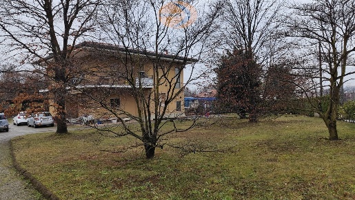 Foto Appartamento in Via Roma, Cassago Brianza Centro di 62 m² con 2 locali