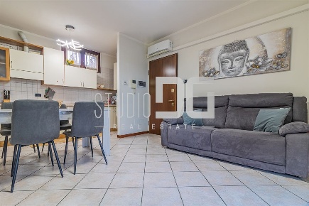 Foto Appartamento in via Alessandro volta, Bovisio-Masciago di 55 m²