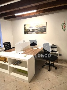 Foto Ufficio in VIA PARROCCHIALE, Desenzano del Garda Centro Storico