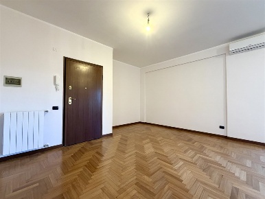 Foto Appartamento in Via Gioacchino Belli, Albano Laziale Centro di 75 m²