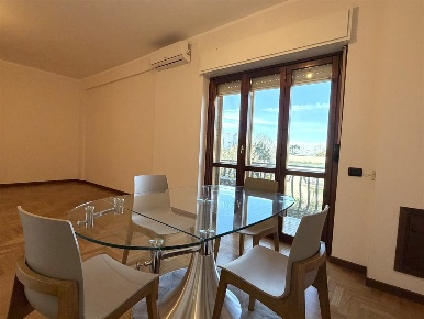 Foto Appartamento in Via Gioacchino Belli, Albano Laziale Centro di 75 m²