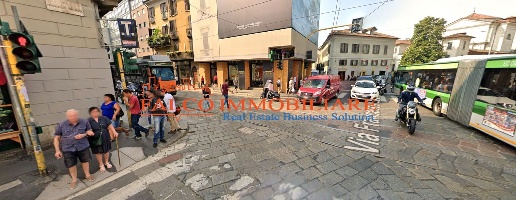 Foto Negozio in Corso di Porta Romana, Milano Quadronno - Crocetta di 40 m²