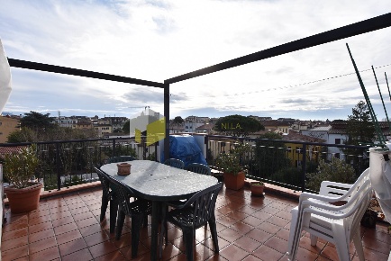 Foto Appartamento a Pisa Santa Maria di 163 m² con 6 locali in vendita