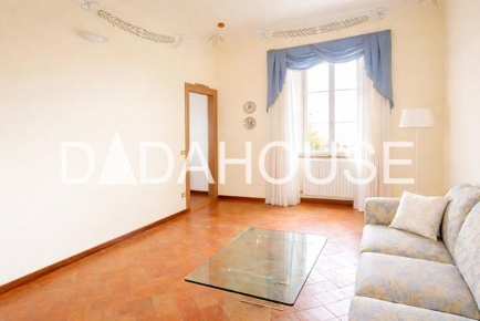 Foto Appartamento a Pisa San Francesco di 120 m² con 5 locali in vendita