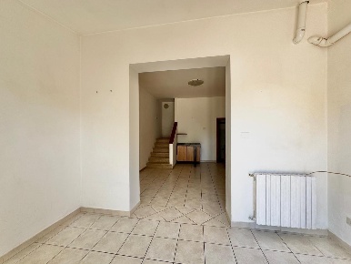 Foto Casa indipendente a Ponsacco Centro di 75 m² con 4 locali in vendita