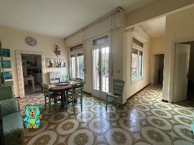 Foto Casa indipendente a Squinzano di 125 m² con 4 locali in vendita