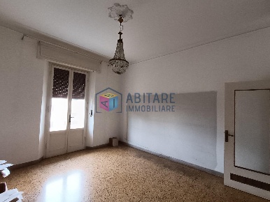 Foto Appartamento a Livorno Calzabigi di 128 m² con 6 locali in vendita
