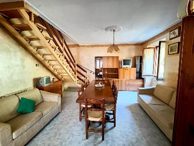 Foto Casa indipendente a Luni Casano Dogana Isola di 100 m² con 6 locali