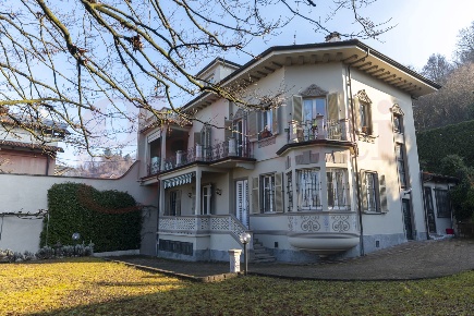 Foto Appartamento in Via Casale 36, San Mauro Torinese Centro di 189 m²