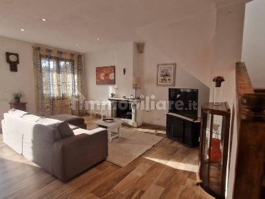 Foto Casa indipendente a Viareggio Torre del Lago di 120 m² con 5 locali