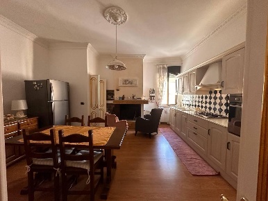 Foto Casa indipendente a Cavallino Centro di 230 m² con 5 locali in vendita