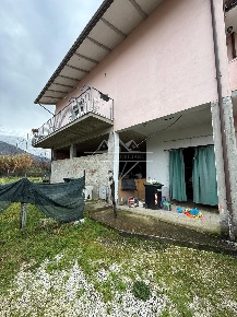 Foto Appartamento a Carrara Avenza di 70 m² con 3 locali in vendita
