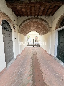 Foto Appartamento a Pietrasanta di 80 m² con 4 locali in vendita
