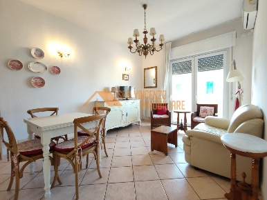 Foto Appartamento a San Vincenzo Centro di 6 m² con 3 locali in vendita