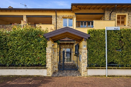 Foto Appartamento in Via Puglia 13, Grezzago di 84 m² con 3 locali