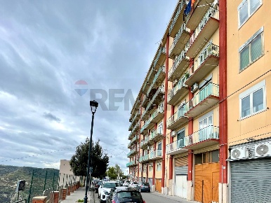 Foto Posti auto in via Rimembranze 70, Mineo Centro di 116 m² con 1 locali