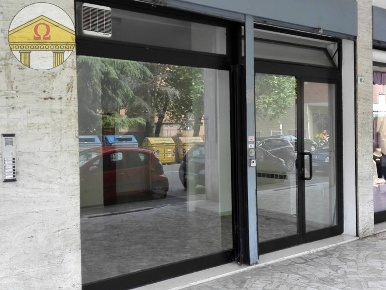 Foto Negozio a Treviso di 270 m² con 1 locali in vendita