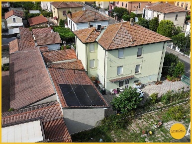 Foto Villa a schiera in via giosue carducci 12, Molinella Centro di 151 m²