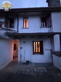 Foto Case semi ndipendenti a Ponzano Veneto di 180 m² con 6 locali