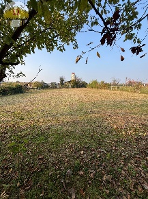 Foto Terreno residenziale a Ponzano Veneto di 2700 m² in vendita