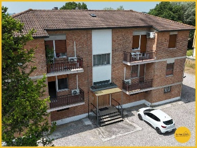 Foto Appartamento in via canale della botte 21, Molinella di 125 m²