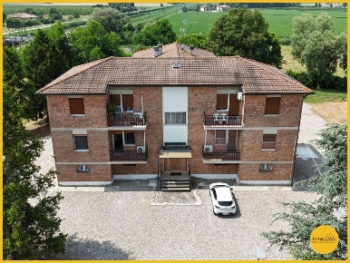 Foto Appartamento in via canale della botte 21, Molinella di 125 m²
