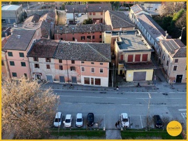 Foto Villa a schiera in via nazionale 78/a, Argenta San Nicolò di 250 m²