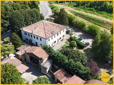 Foto Villa a schiera in via fascinata 17/1, Molinella Frazioni di Molinella