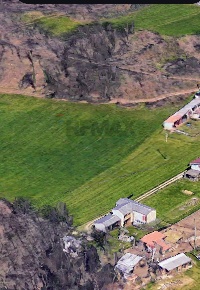 Foto Cessione attività in VIA DELLE TORBIERE, Viggiù di 360 m² con 6 locali