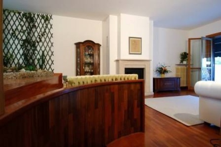 Foto Casa indipendente in viale pallavicini, Ravenna Centro Storico