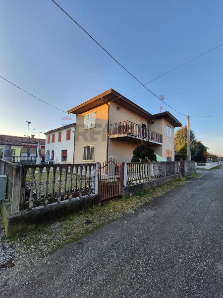 casa indipendente in vendita a Massanzago