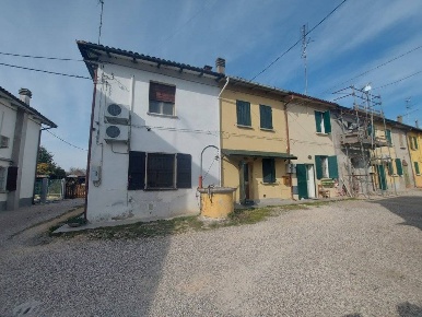 Foto Villa a schiera in via confine inferiore 125, Molinella di 85 m²