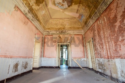 Foto Rustico in Via Firenze 17, Aci Castello Centro di 400 m² con 11 locali