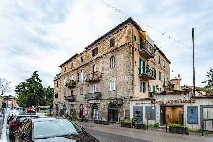 Foto Appartamento in Via Roma, Campagnano di Roma Centro di 81 m²